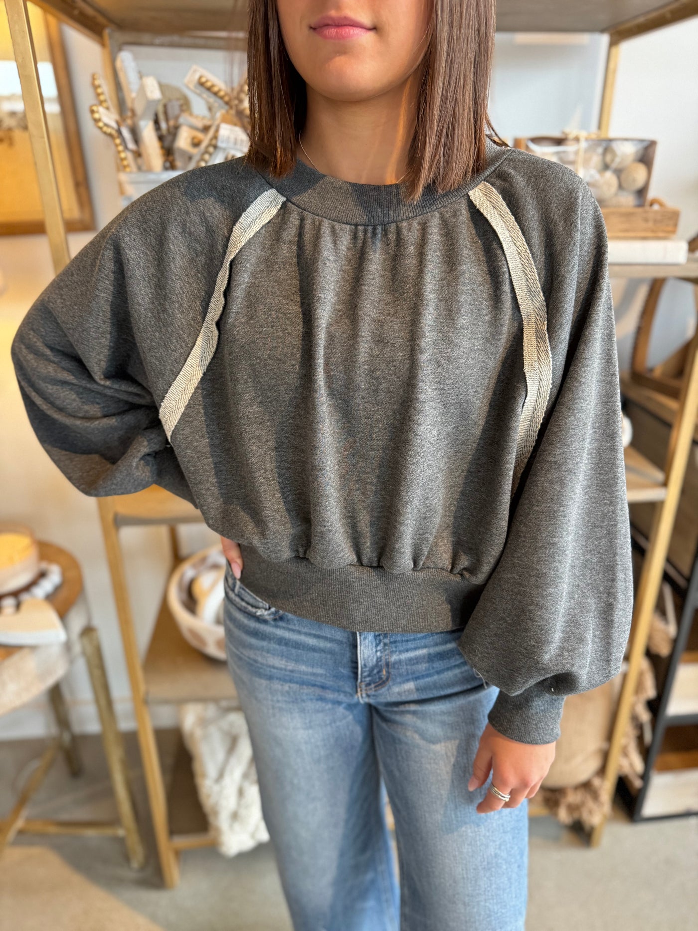 Finn Out Seam Raglan Sweatshirt