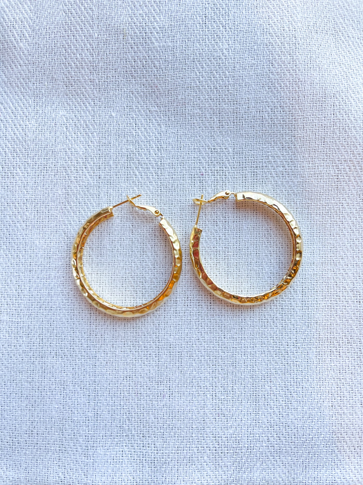 Sasha Hammered Texture Metal Hoops