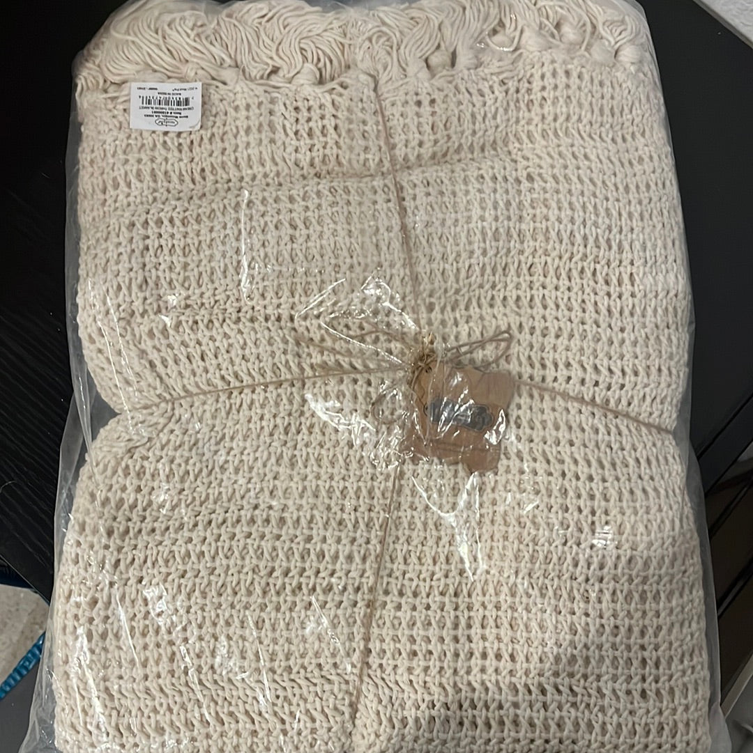 Cream Knitted Throw